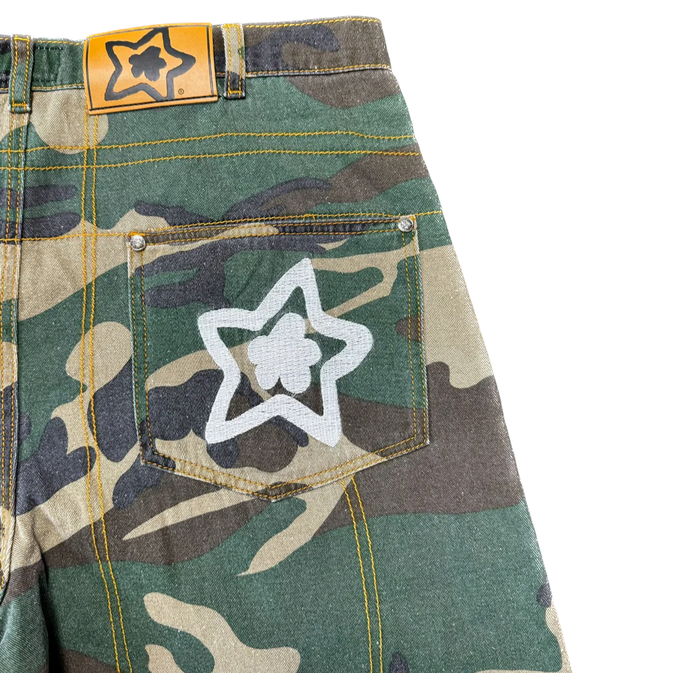 Star Team Star Capri Cargo Shorts - Camo