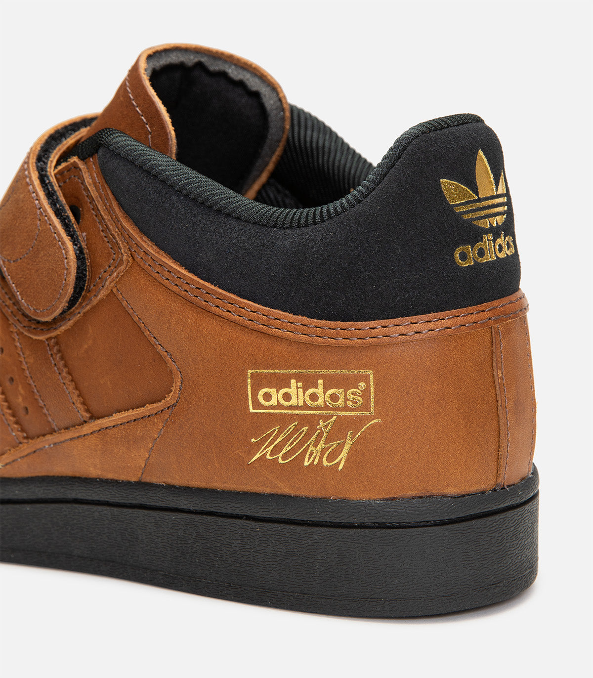 Adidas Pro Shell ADV