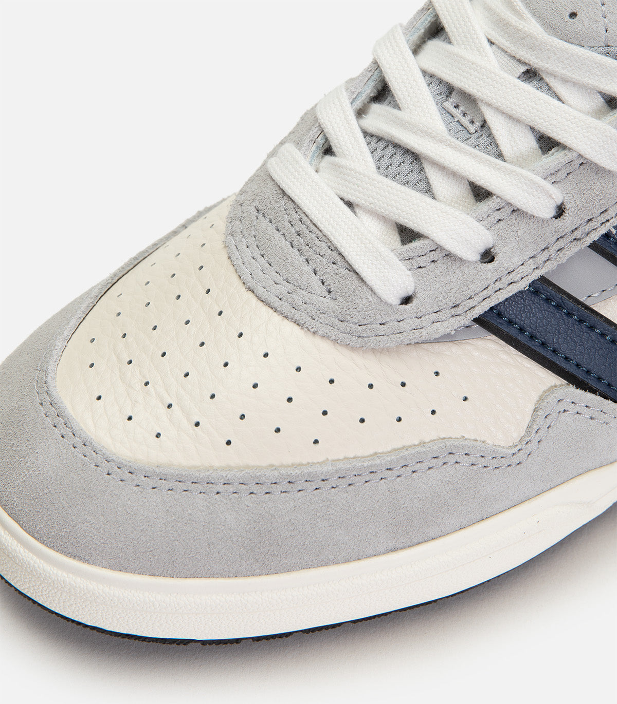 Adidas Tyshawn II